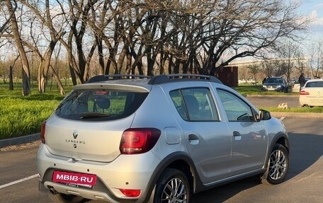 Renault Sandero II рестайлинг, 2021 год, 1 650 000 рублей, 2 фотография