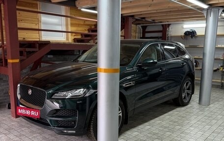 Jaguar F-Pace, 2016 год, 2 900 000 рублей, 2 фотография