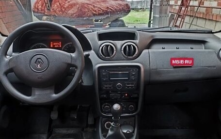 Renault Duster I рестайлинг, 2013 год, 850 000 рублей, 2 фотография