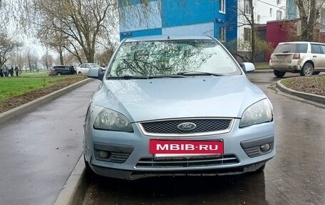 Ford Focus II рестайлинг, 2005 год, 550 000 рублей, 2 фотография
