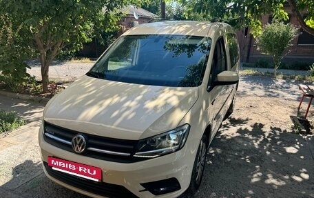 Volkswagen Caddy IV, 2018 год, 1 775 000 рублей, 3 фотография