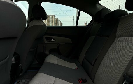 Chevrolet Cruze II, 2009 год, 497 300 рублей, 9 фотография
