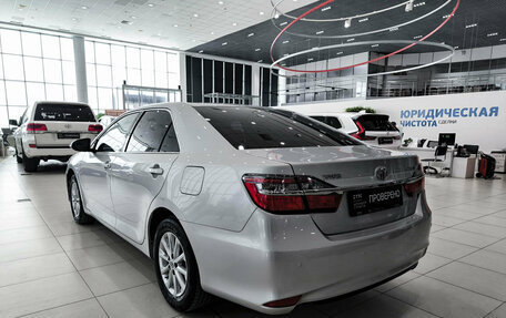 Toyota Camry, 2016 год, 1 990 000 рублей, 11 фотография