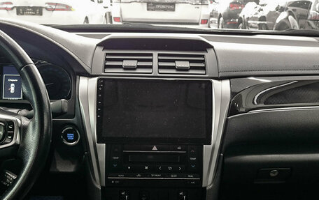 Toyota Camry, 2016 год, 1 990 000 рублей, 19 фотография