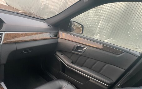 Mercedes-Benz E-Класс, 2011 год, 1 099 997 рублей, 7 фотография