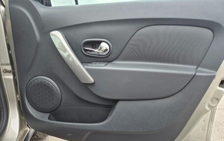 Renault Sandero II рестайлинг, 2020 год, 1 245 000 рублей, 12 фотография