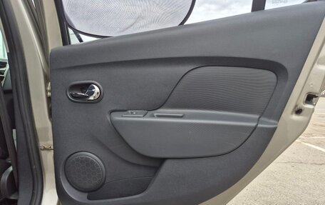 Renault Sandero II рестайлинг, 2020 год, 1 245 000 рублей, 13 фотография