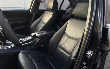 BMW 3 серия, 2005 год, 1 550 000 рублей, 11 фотография