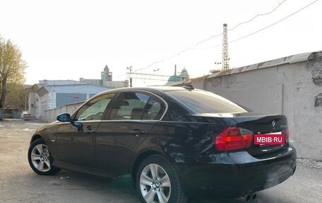 BMW 3 серия, 2005 год, 1 550 000 рублей, 5 фотография
