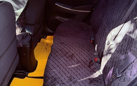 Hyundai Solaris II рестайлинг, 2012 год, 720 000 рублей, 11 фотография