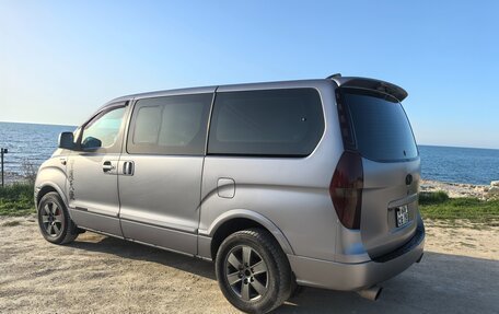 Hyundai Grand Starex Grand Starex I рестайлинг 2, 2014 год, 2 100 000 рублей, 5 фотография