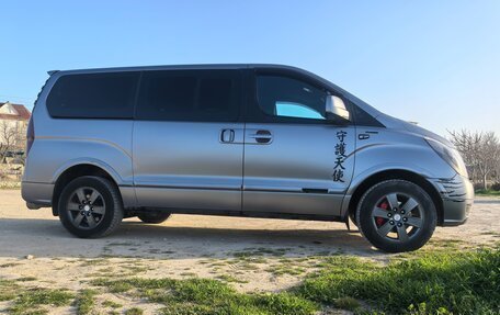 Hyundai Grand Starex Grand Starex I рестайлинг 2, 2014 год, 2 100 000 рублей, 6 фотография