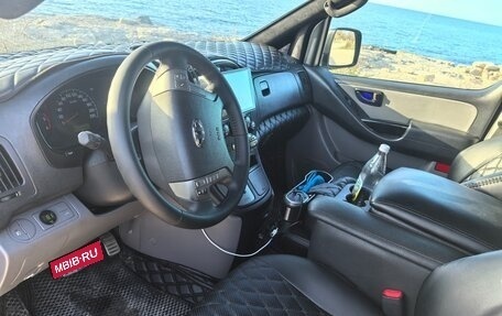 Hyundai Grand Starex Grand Starex I рестайлинг 2, 2014 год, 2 100 000 рублей, 24 фотография