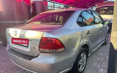 Volkswagen Polo VI (EU Market), 2011 год, 275 000 рублей, 4 фотография