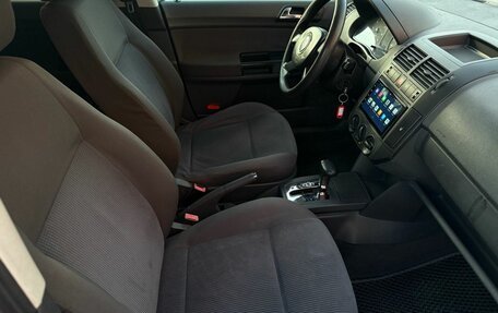 Volkswagen Polo IV рестайлинг, 2005 год, 399 000 рублей, 16 фотография