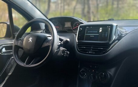 Peugeot 208 II, 2013 год, 499 000 рублей, 6 фотография