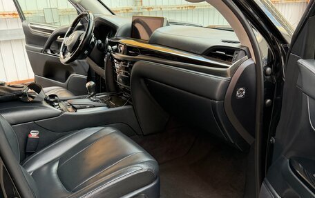 Lexus LX III, 2016 год, 8 290 000 рублей, 7 фотография