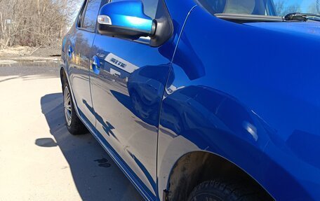 Renault Logan II, 2015 год, 900 000 рублей, 5 фотография