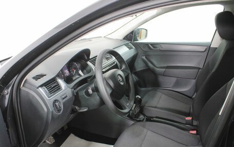 Skoda Rapid I, 2015 год, 1 050 000 рублей, 10 фотография