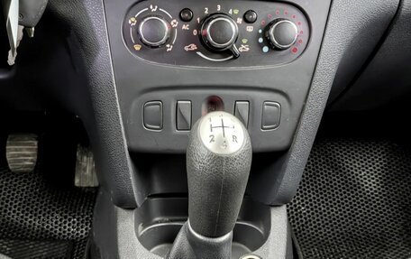 Renault Logan I, 2014 год, 680 000 рублей, 3 фотография