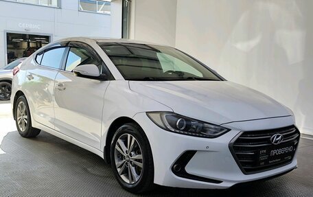 Hyundai Elantra VI рестайлинг, 2018 год, 1 819 000 рублей, 3 фотография