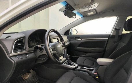 Hyundai Elantra VI рестайлинг, 2018 год, 1 819 000 рублей, 16 фотография