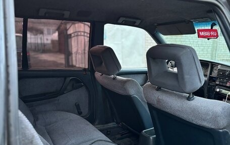 Opel Omega A, 1986 год, 90 000 рублей, 1 фотография