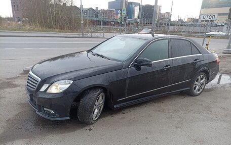 Mercedes-Benz E-Класс, 2011 год, 1 950 000 рублей, 5 фотография