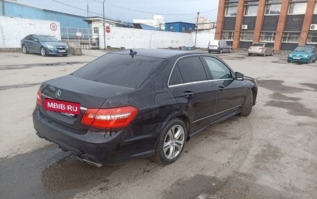 Mercedes-Benz E-Класс, 2011 год, 1 950 000 рублей, 8 фотография