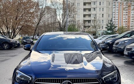 Mercedes-Benz E-Класс, 2021 год, 5 690 000 рублей, 3 фотография