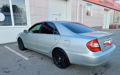 Toyota Camry V40, 2002 год, 680 000 рублей, 1 фотография