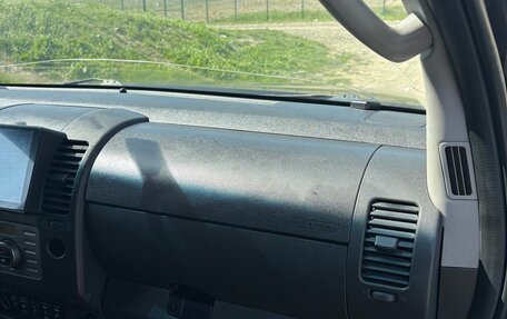 Nissan Navara (Frontier), 2008 год, 1 200 000 рублей, 12 фотография