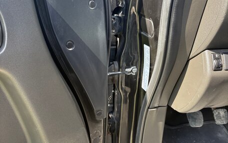 Nissan Navara (Frontier), 2008 год, 1 200 000 рублей, 22 фотография