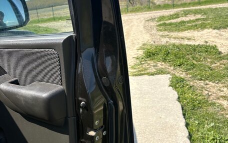 Nissan Navara (Frontier), 2008 год, 1 200 000 рублей, 18 фотография