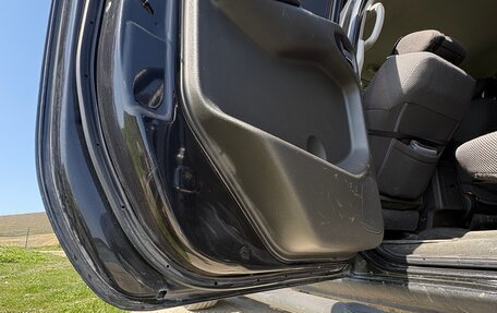 Nissan Navara (Frontier), 2008 год, 1 200 000 рублей, 33 фотография