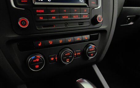 Volkswagen Jetta VI, 2018 год, 1 528 000 рублей, 14 фотография