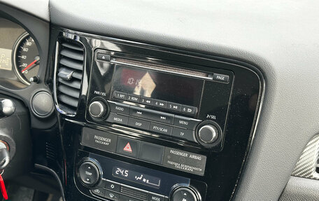 Mitsubishi Outlander III рестайлинг 3, 2013 год, 1 399 000 рублей, 19 фотография