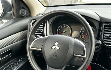 Mitsubishi Outlander III рестайлинг 3, 2013 год, 1 399 000 рублей, 20 фотография
