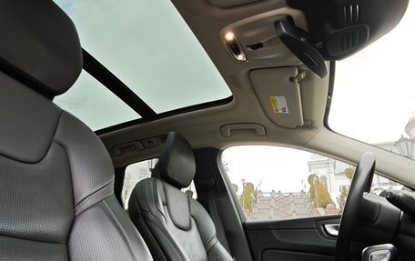 Volvo XC60 II, 2020 год, 2 960 000 рублей, 29 фотография