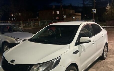 KIA Rio III рестайлинг, 2012 год, 730 000 рублей, 2 фотография