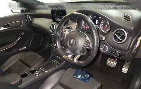 Mercedes-Benz CLA, 2017 год, 1 070 000 рублей, 5 фотография