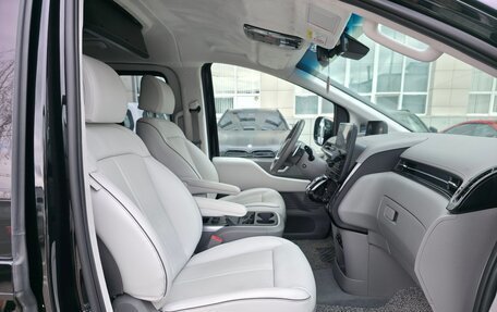 Hyundai Staria, 2022 год, 6 500 000 рублей, 10 фотография