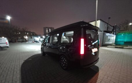 Hyundai Staria, 2022 год, 6 500 000 рублей, 15 фотография