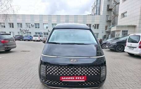 Hyundai Staria, 2022 год, 6 500 000 рублей, 3 фотография