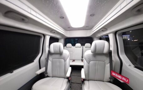 Hyundai Staria, 2022 год, 6 500 000 рублей, 13 фотография