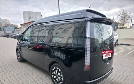 Hyundai Staria, 2022 год, 6 500 000 рублей, 8 фотография