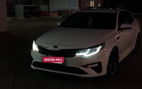 KIA Optima IV, 2020 год, 1 600 000 рублей, 2 фотография