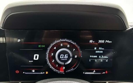 Hyundai Elantra, 2022 год, 1 780 000 рублей, 11 фотография