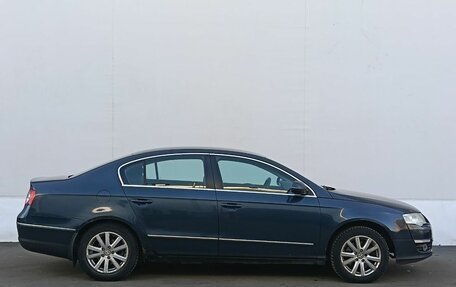 Volkswagen Passat B6, 2007 год, 600 000 рублей, 4 фотография