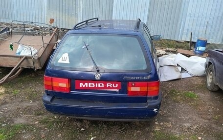Volkswagen Passat B4, 1996 год, 70 000 рублей, 2 фотография